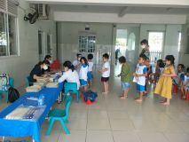 Trường mầm non Hoà Phú tổ chức khám sức khỏe cho các bé vào ngày 8/3/2022